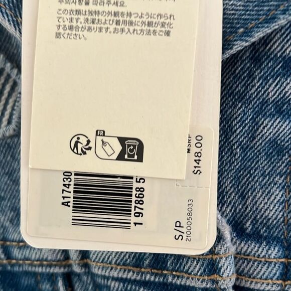 Levi’s Geo Florals Patchwork Trucker Denim Jacket - Picture 7 of 7